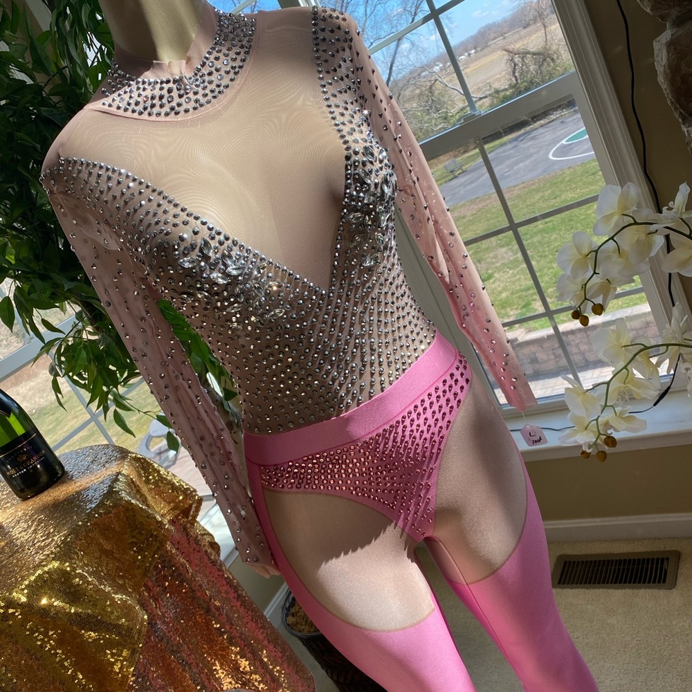 COPY - Barbie tings! last one act fast